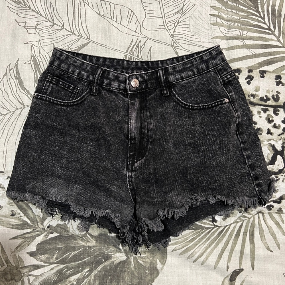 NWOT Mid-rise Acid Washed Denim Shorts with Frayed Hem